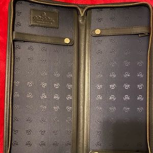 Brooks Brothers travel tie case.